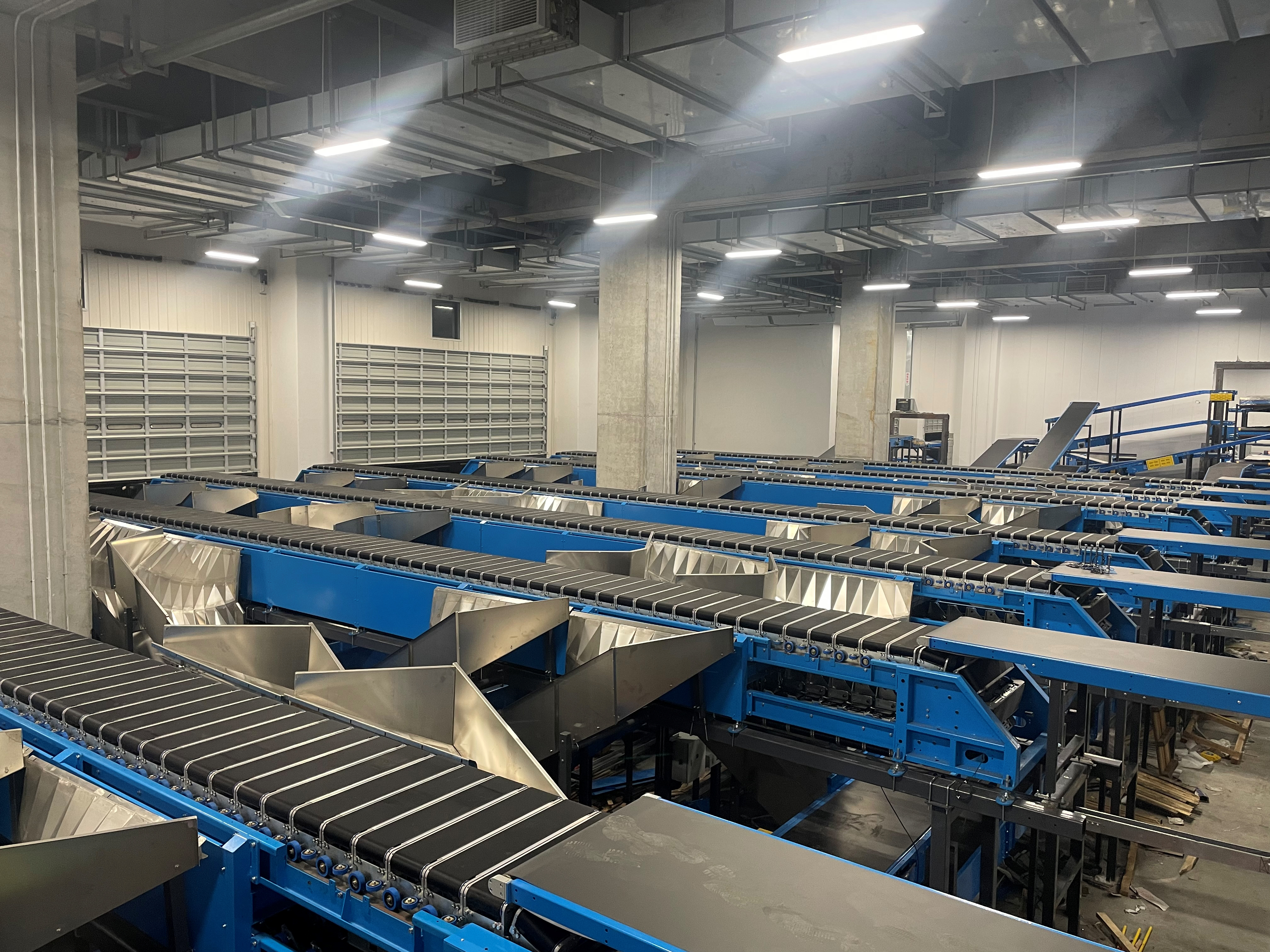 菜鸟新科技亮相双11,助力申通等提升分拣效率,解决大小件共分难题